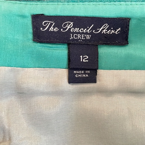 EUC Pencil Skirt by J. Crew - Picture 3 of 8